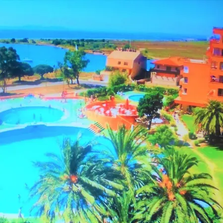 Appt Piscines Tennis Plage Parking Apartment Roses