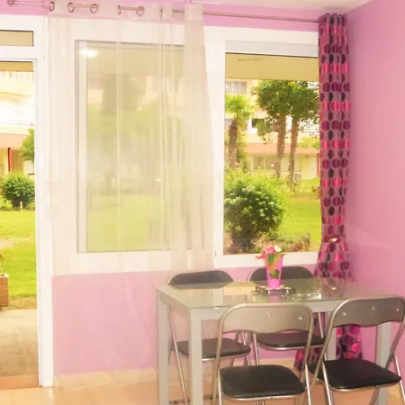 Appt Piscines Tennis Plage Parking Apartment Roses